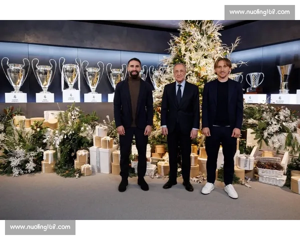 弗洛伦蒂诺亲赴皇马训练基地 与主帅阿隆索共商世俱杯大计